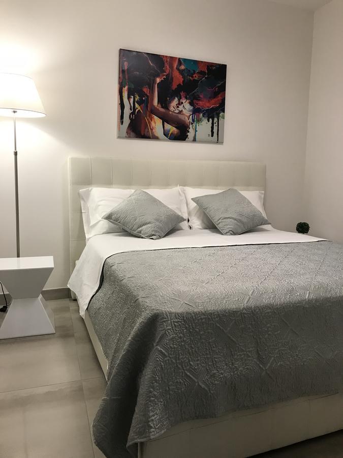 Loft Sirmione Daire Dış mekan fotoğraf